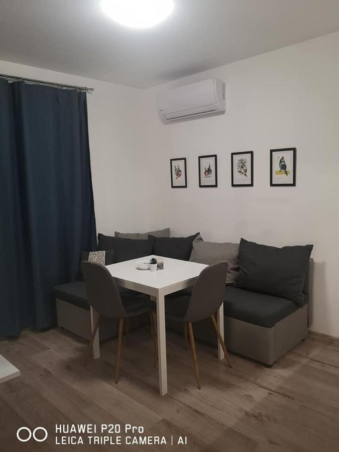 Breezy Studio 5 Varna Exterior photo